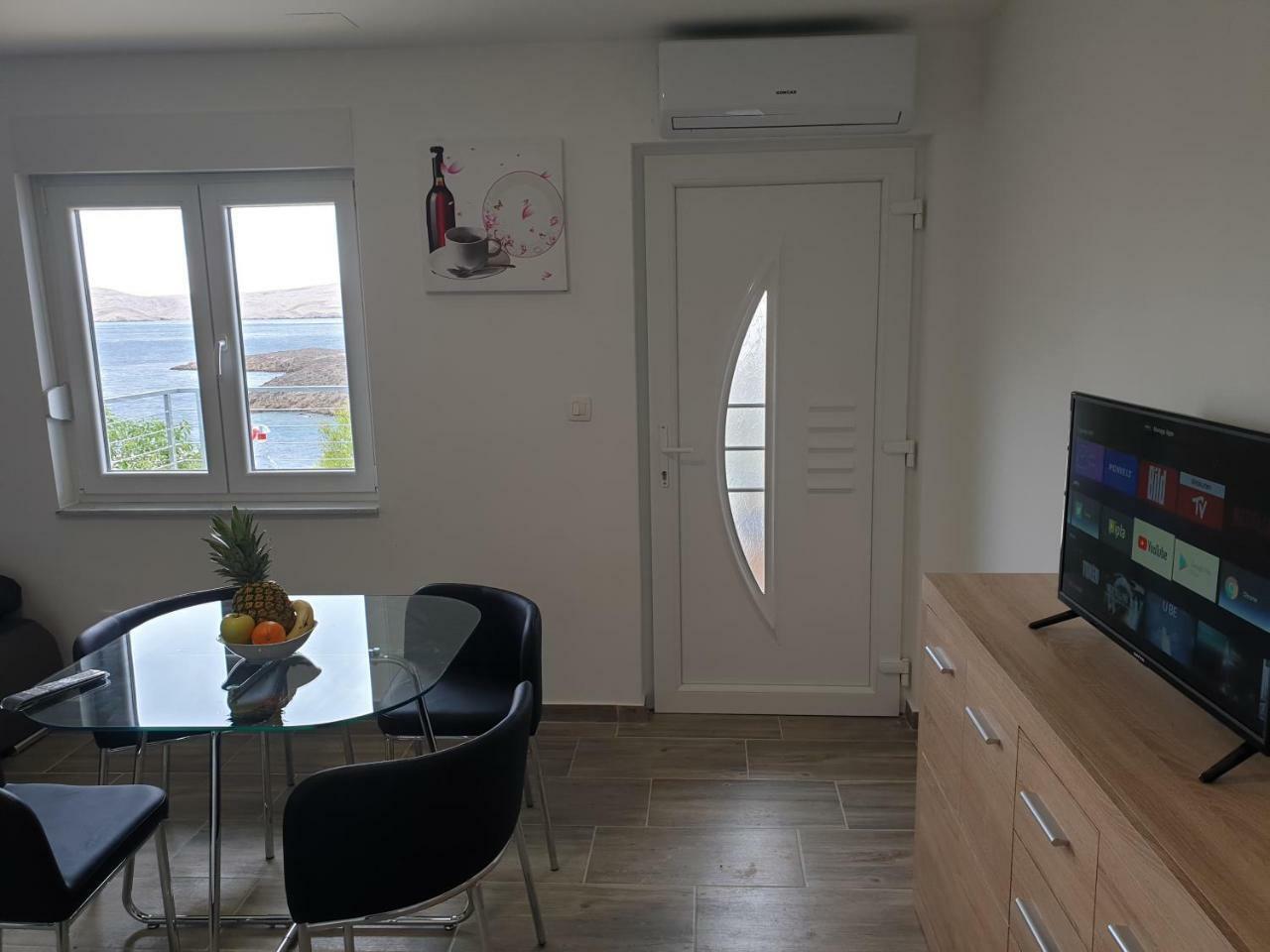 Best View Apartments Cesarica Bagian luar foto