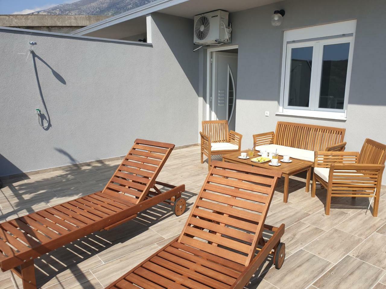 Best View Apartments Cesarica Bagian luar foto