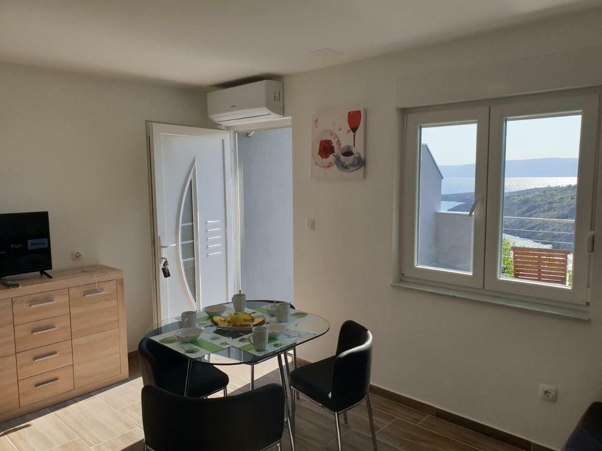 Best View Apartments Cesarica Bagian luar foto