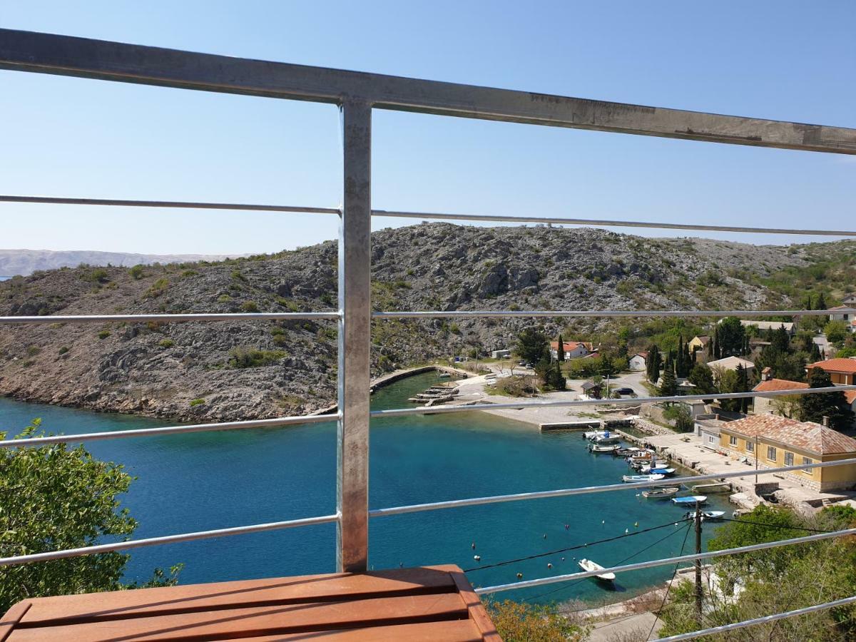 Best View Apartments Cesarica Bagian luar foto